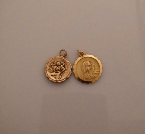 Two Christian Religious Icon pendants in 9ct Gold. - Ishy Antiques