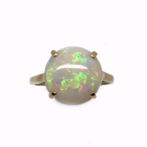 18ct Gold Opal Ring - Ishy Antiques