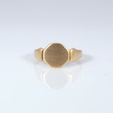 Victorian 18ct Gold octagon signet ring hallmarked for 1849 - Ishy Antiques