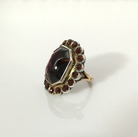 Statement 2025 garnet ring