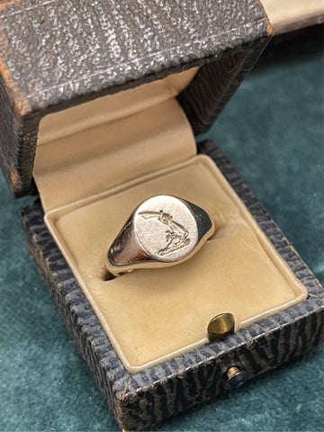 18ct White Gold Intaglio Ring