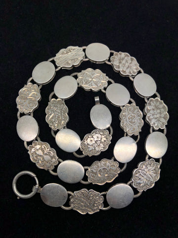 Victorian Flat Silver Collar