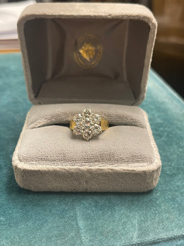 18ct Yellow Gold 2.20ct Diamond Cluster Ring