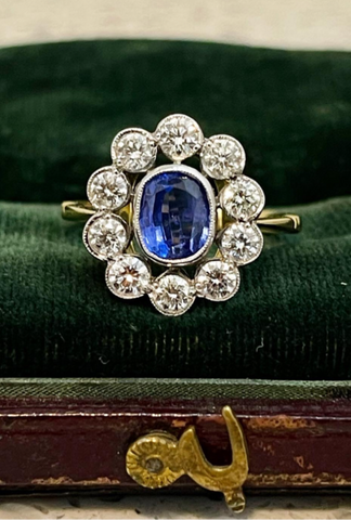 1/3 18ct Gold Sapphire and Diamond Cluster Ring