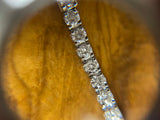 2.61ct Modern Line 18ct Diamond Bracelet