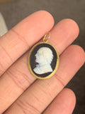 Victorian 15ct Shakespeare Cameo Pendant