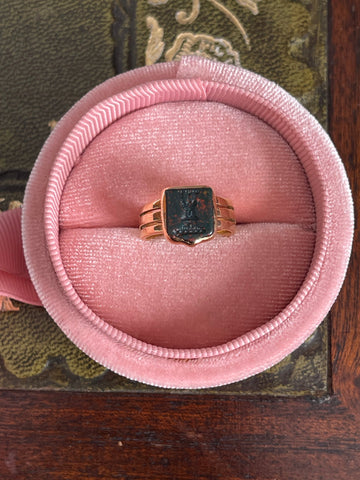 2/2 Late Victorian 18ct Castle Bloodstone Inatglio Ring