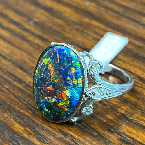 🖤 It took all my power not to keep this fantastic vintage 14k gold onyx  and opal ring. The split shoulders are enhanced with round cut... |  Instagram