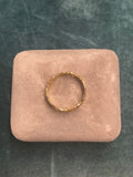 9ct Gold Heart Band