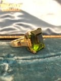 Vintage 20ct Peridot 18ct Ring
