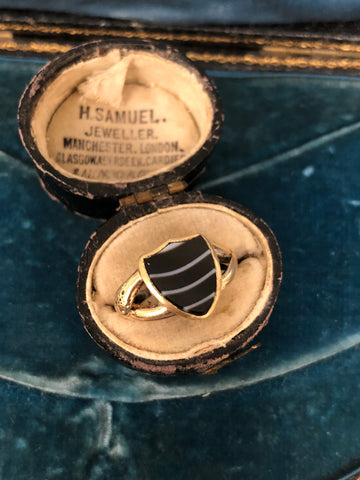 Antique Gold and Agate Shield Ring with Snake Shoulders