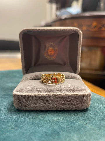 9ct Gold Heart Band