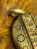 18ct Gold Locket